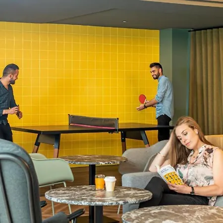 Apartment Pour 4 Personnes Avec Parking A Quelques Minutes A Pieds De Paris Expo Porte De Versailles *